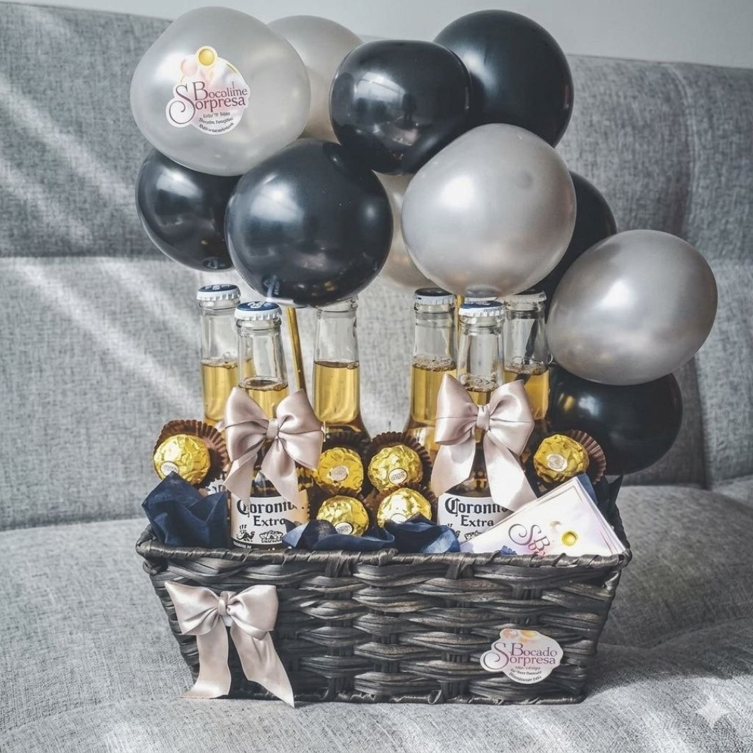 Canasta Celebración con Globos