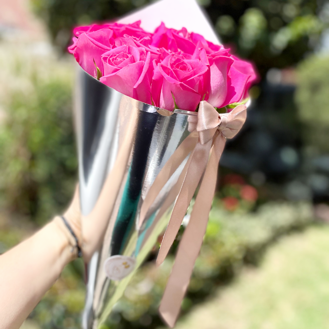 Bouquet Cono de Pettit - BOCADOS SORPRESA